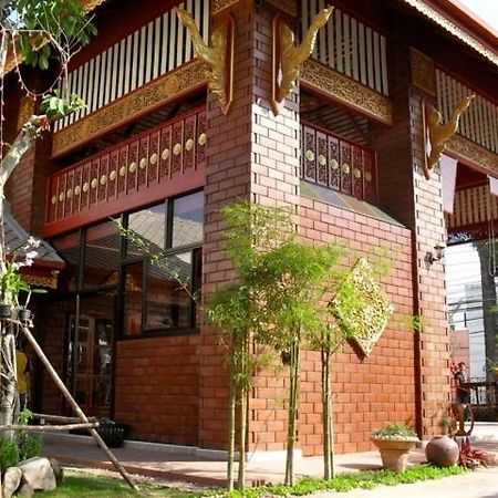 Irawadee Resort Mae Sot Exteriör bild