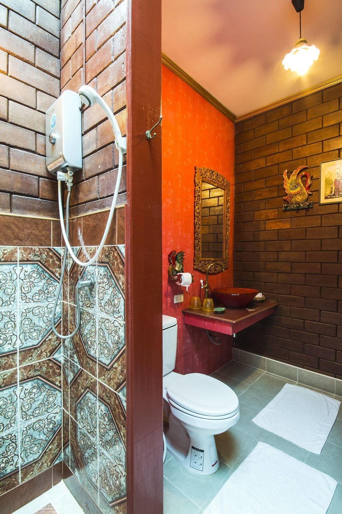 Irawadee Resort Mae Sot Exteriör bild