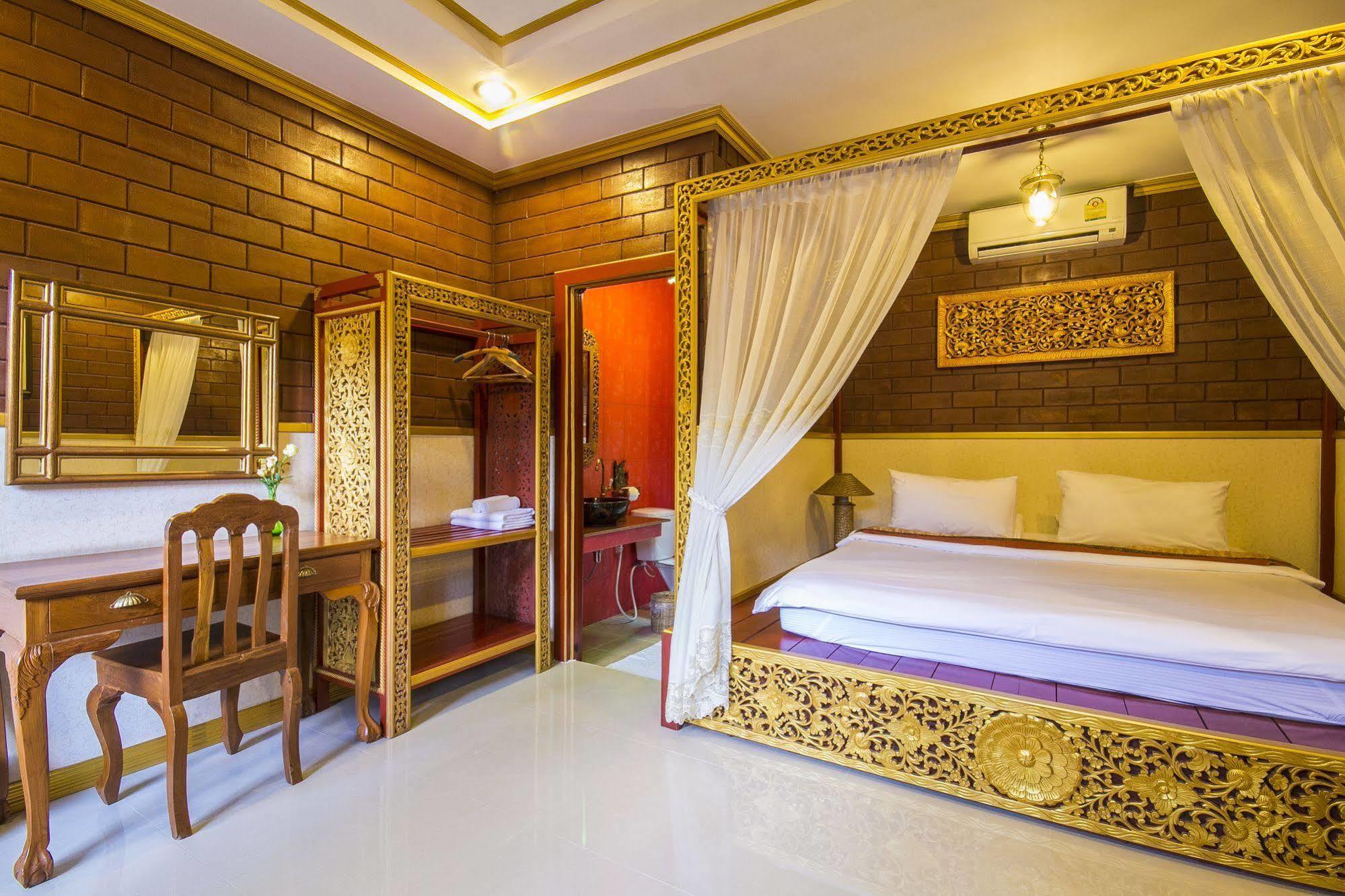 Irawadee Resort Mae Sot Exteriör bild