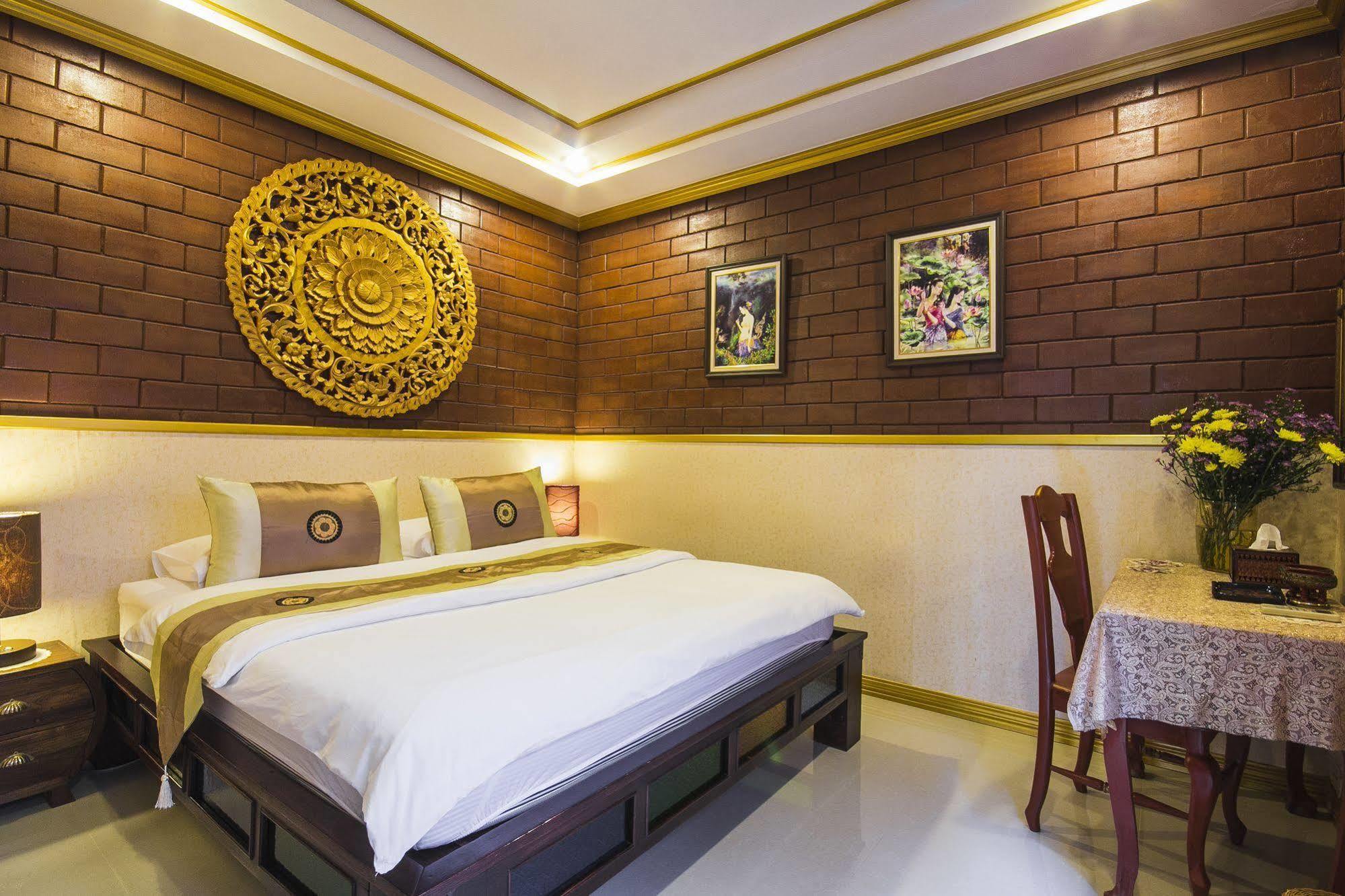 Irawadee Resort Mae Sot Exteriör bild